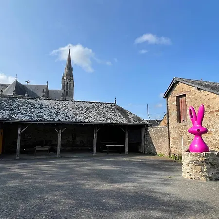 Dans Ancienne Ecole De 1850 - 2 A 4 Personnes