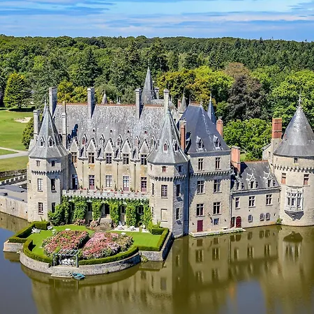 Dans Ancienne Ecole De 1850 - 2 A 4 Personnes * Missillac