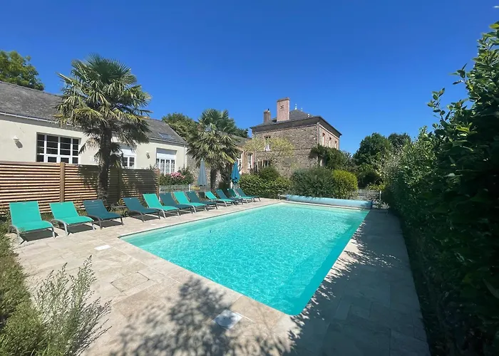 Dans Ancienne Ecole De 1850 - 2 A 4 Personnes Missillac